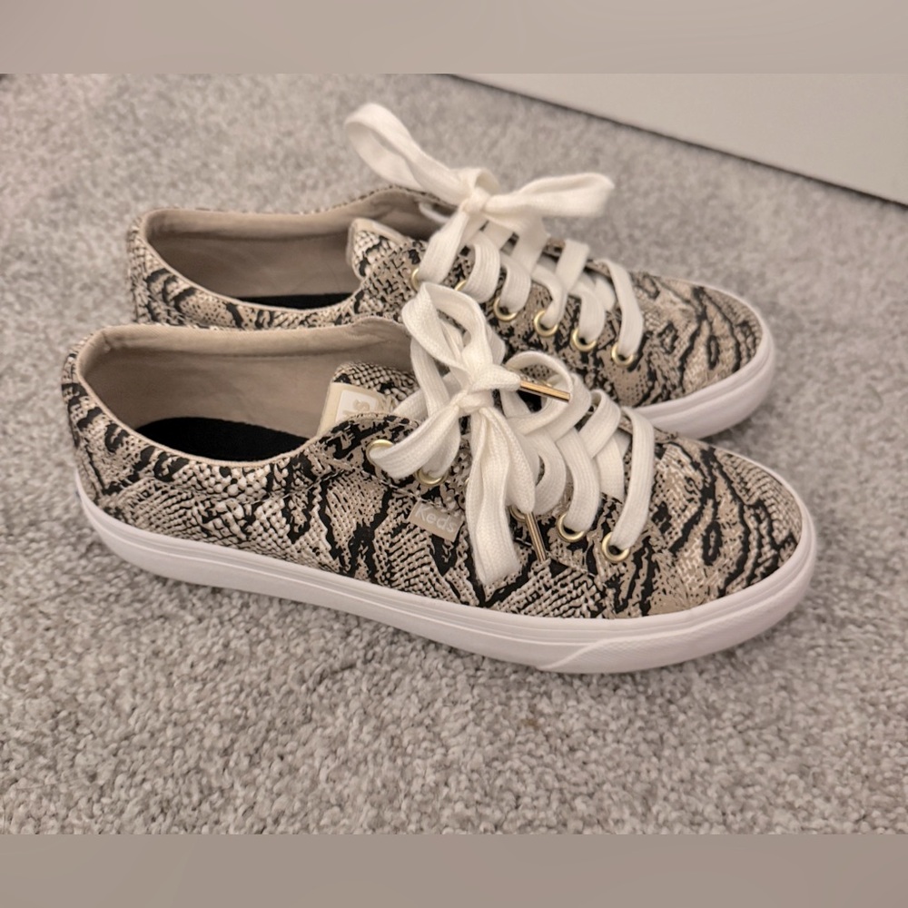 Keds - 🤎 Women’s Snakeskin Jump Kick Snake Sneaker